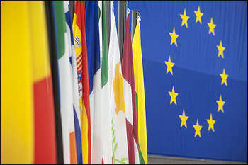 Eu flag - foto di European Parliament