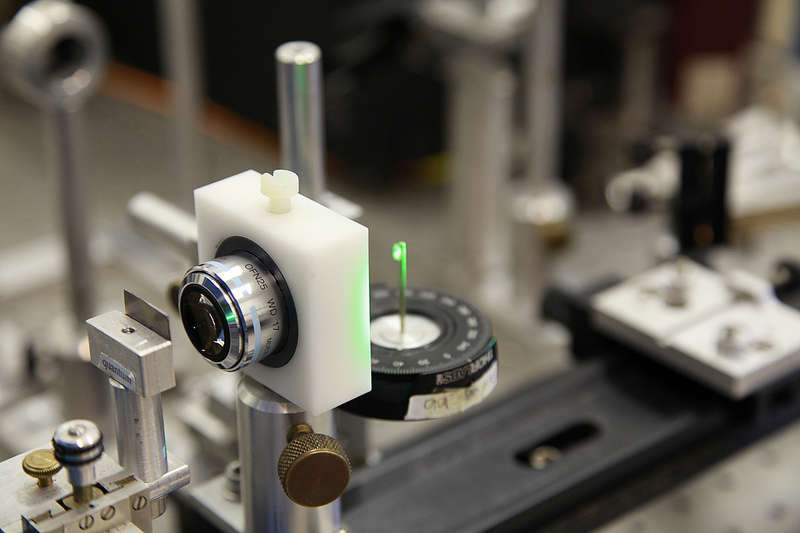 Micro-focussing an Argon-ion laser onto a graphene sample - foto di University of Exeter / Fonte Foter/ photo on flickr 