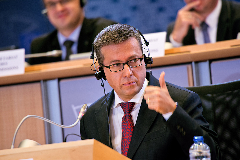 Hearings of candidate commissioners: Carlos Moedas under scrutiny at the European Parliament