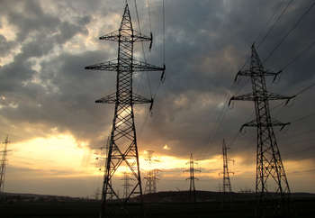 Infrastrutture elettriche - Photo credit: Calm Bomb via Foter.com / CC BY-NC-SA