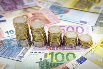 Euro - Photo credit: verkeorg via Foter.com / CC BY-SA
