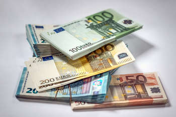 Euro - Photo credit: Ervins Strauhmanis via Foter.com / CC BY