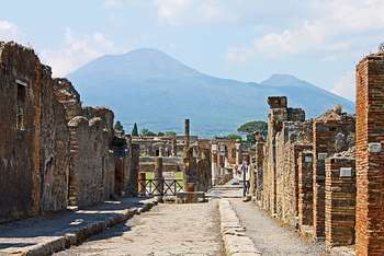 Pompei - Photo credit: Author Carlo Pelagalli