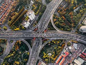 Roads in China - Author Denys Nevozhai dnevozhai