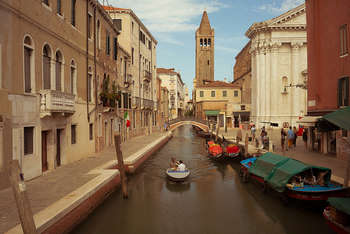 Area Crisi Venezia - Photo by daniel.chodusov on Foter.com / CC BY