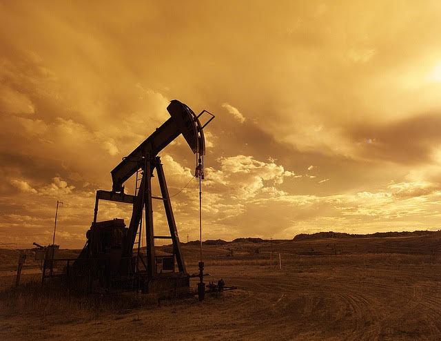 Unione Petrolifera - Foto di skeeze da Pixabay