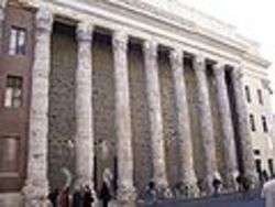 Tempio di Andriano Sede CCIAA di Roma - Foto di Zavijavah
