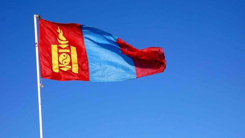 The Mongolian flag - foto di nick farnhill