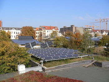 Impianti fotovoltaici - foto di Georg Slickers