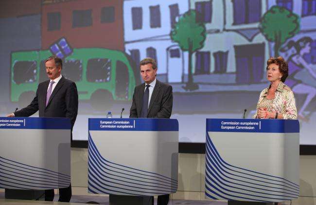 Kallas, Oettinger e Kroes - Credit © European Union, 2012