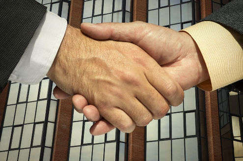 Handshake - foto di MyTudut